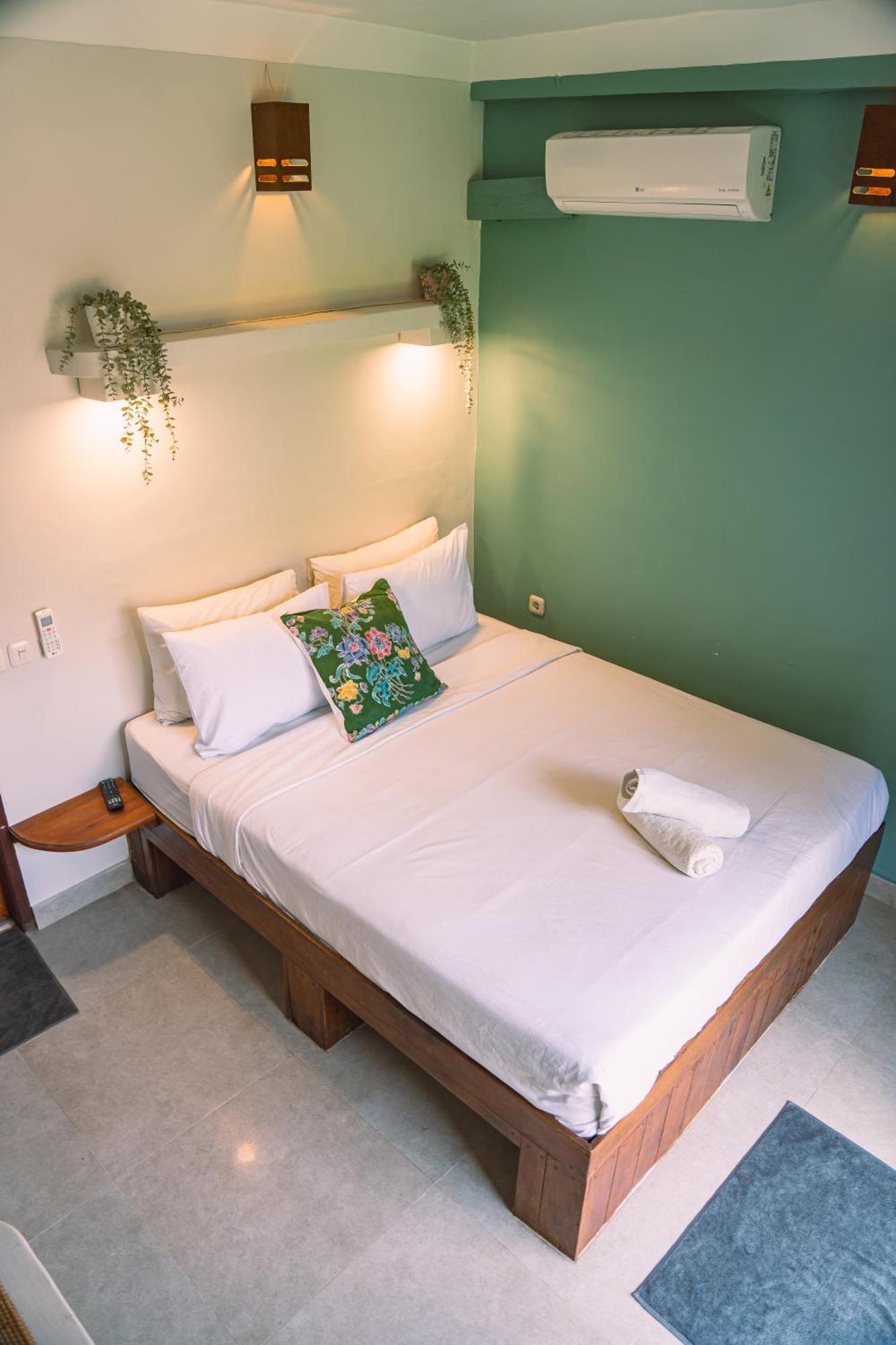 Gili Divers Hotel Гили Траванган Экстерьер фото